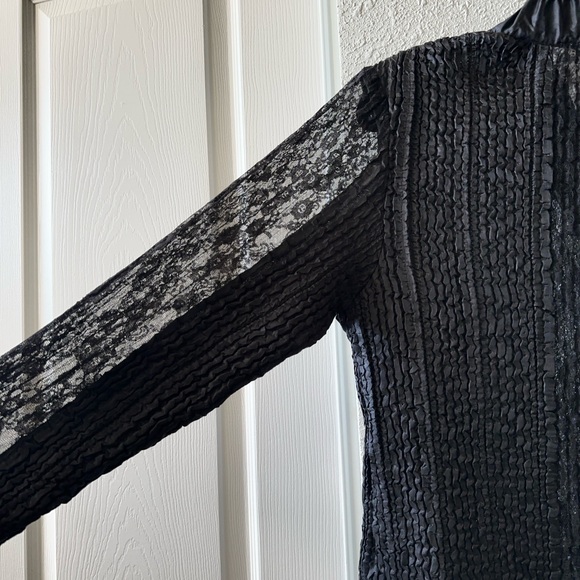 Vintage Great Cavalier by St Paul. Black Lace Top. - Picture 9 of 11